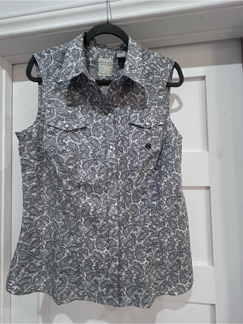 ROPER size Xl Sleeveless Paisley Pearl Snap Fitted Western Shirt